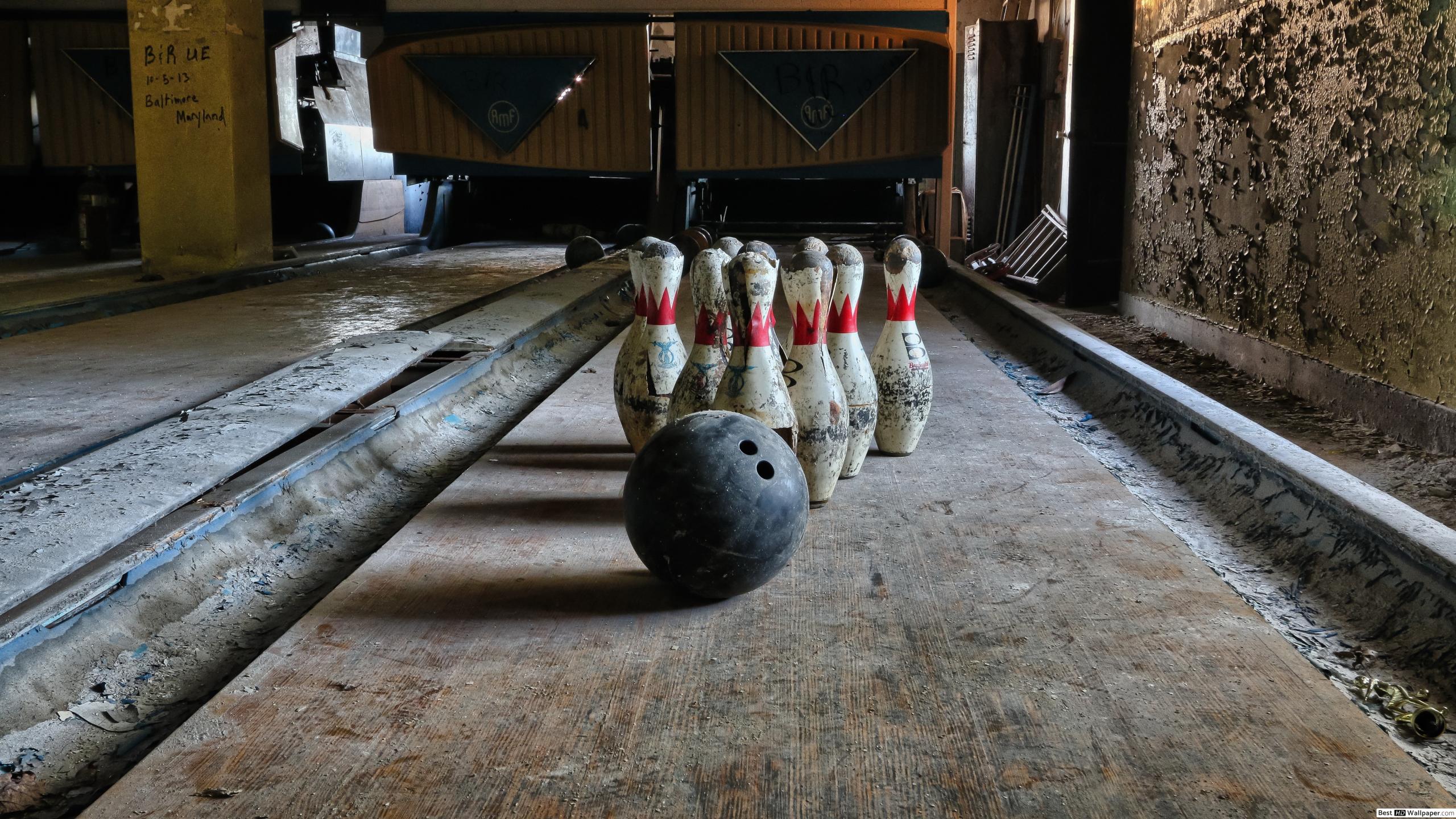 Abandoned bowling saloon HD wallpaper download