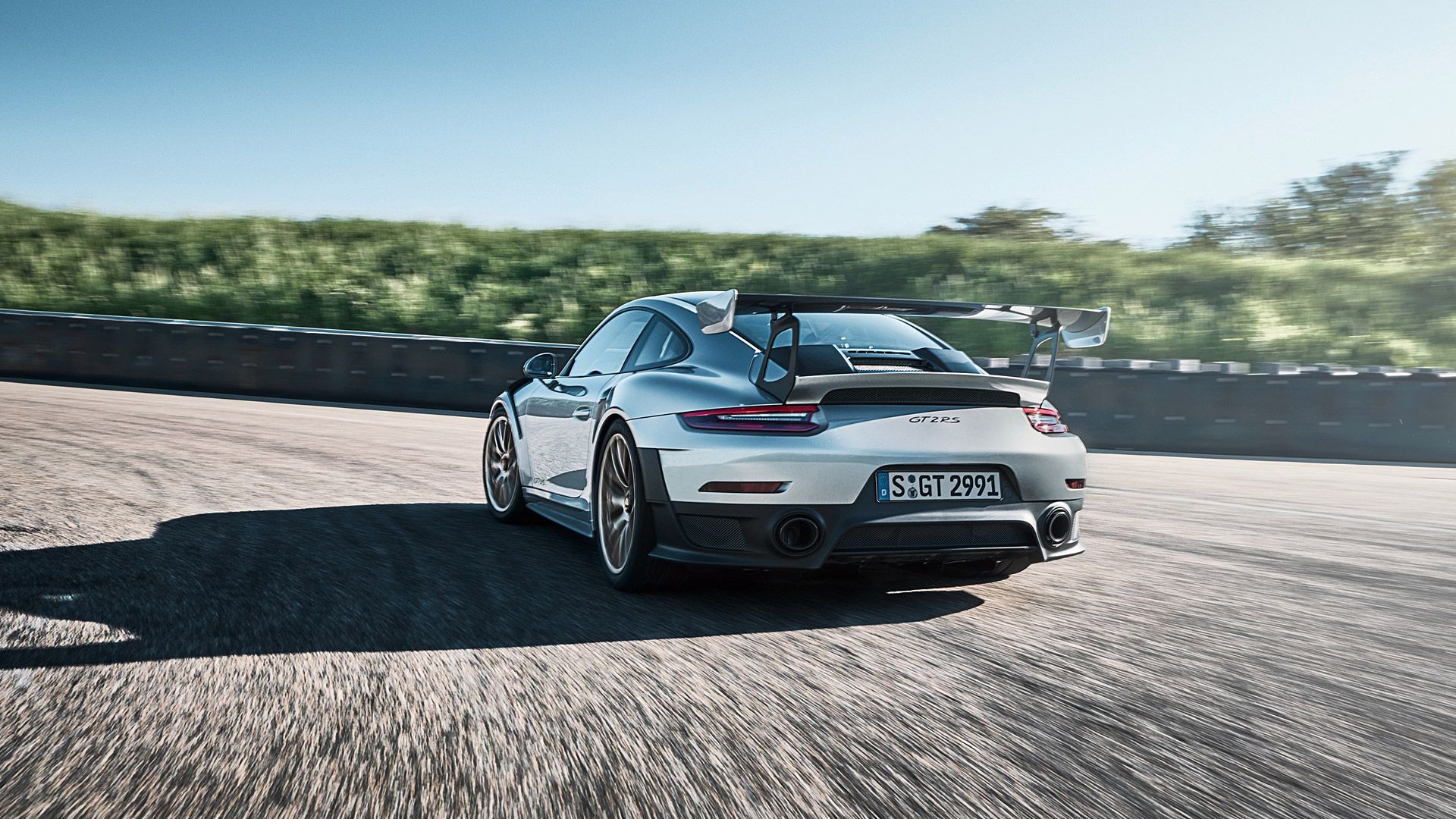 Porsche 911 GT2 RS Wallpaper, Specs & Videos HD