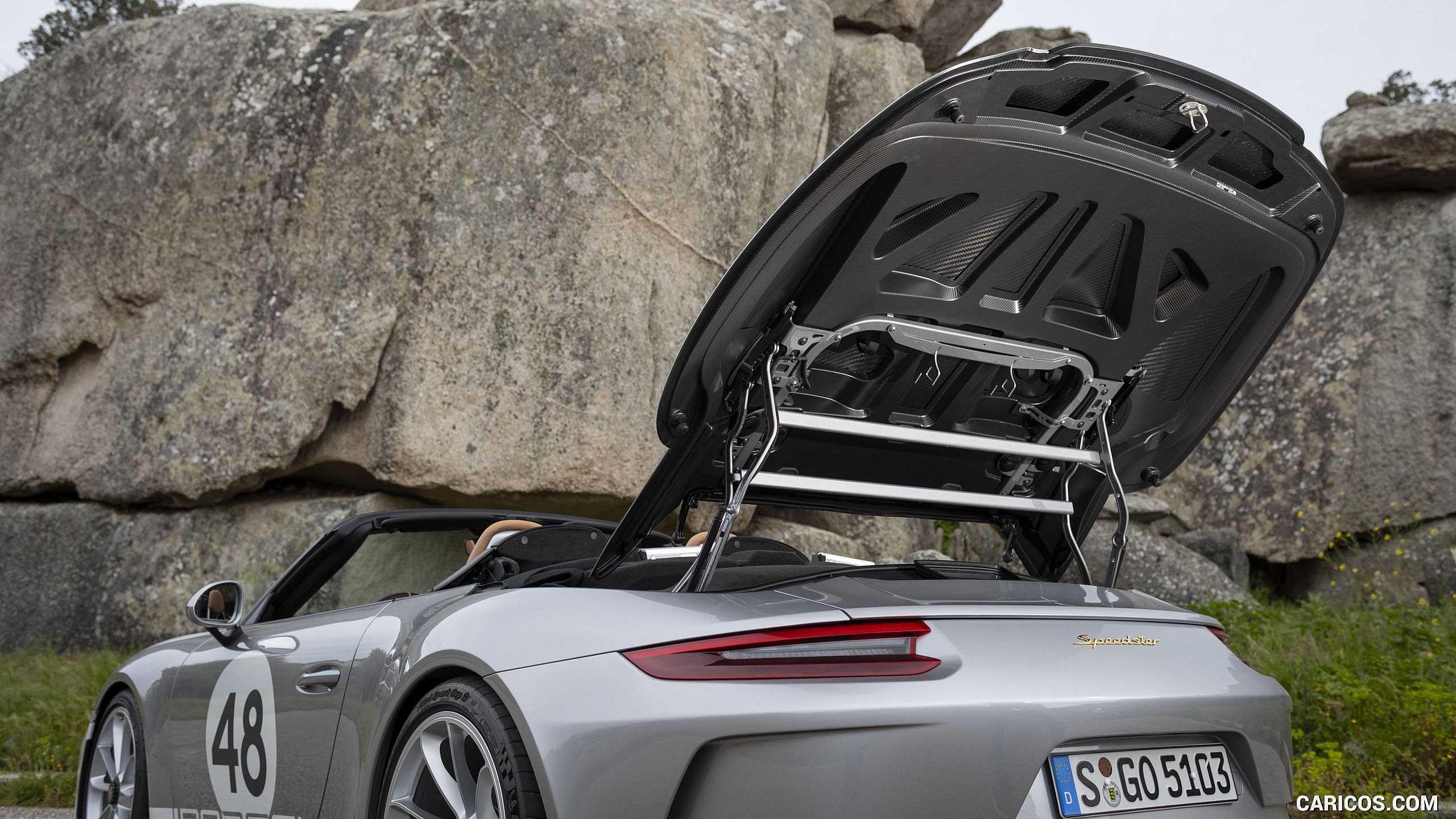 Porsche 911 Speedster with Heritage Design Package