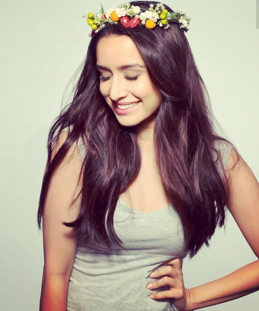 Shraddha Kapoor Smile HD Wallpaper
