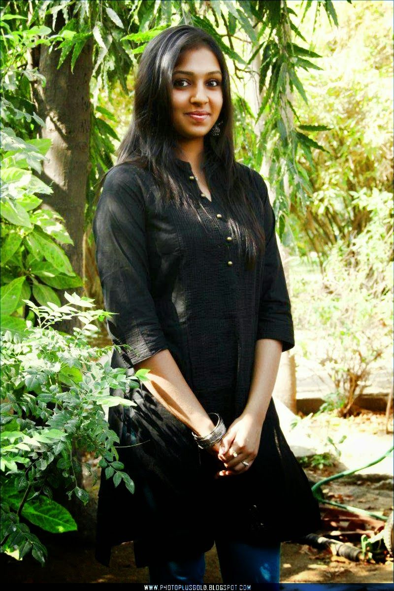 HD WALLPAPERS FREE DOWNLOAD: Lakshmi Menon HD Wallpaper Free Download