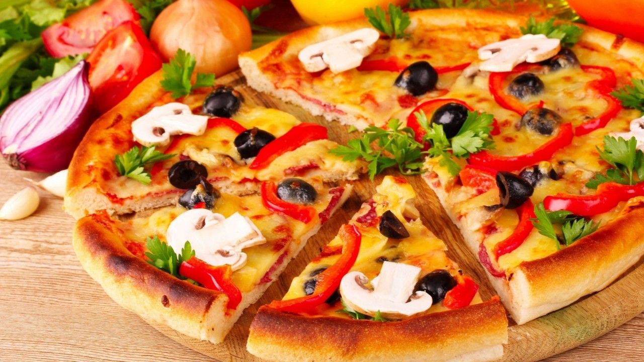 Pizza Olives Mushrooms Parsley wallpaper. Pizza Olives Mushrooms