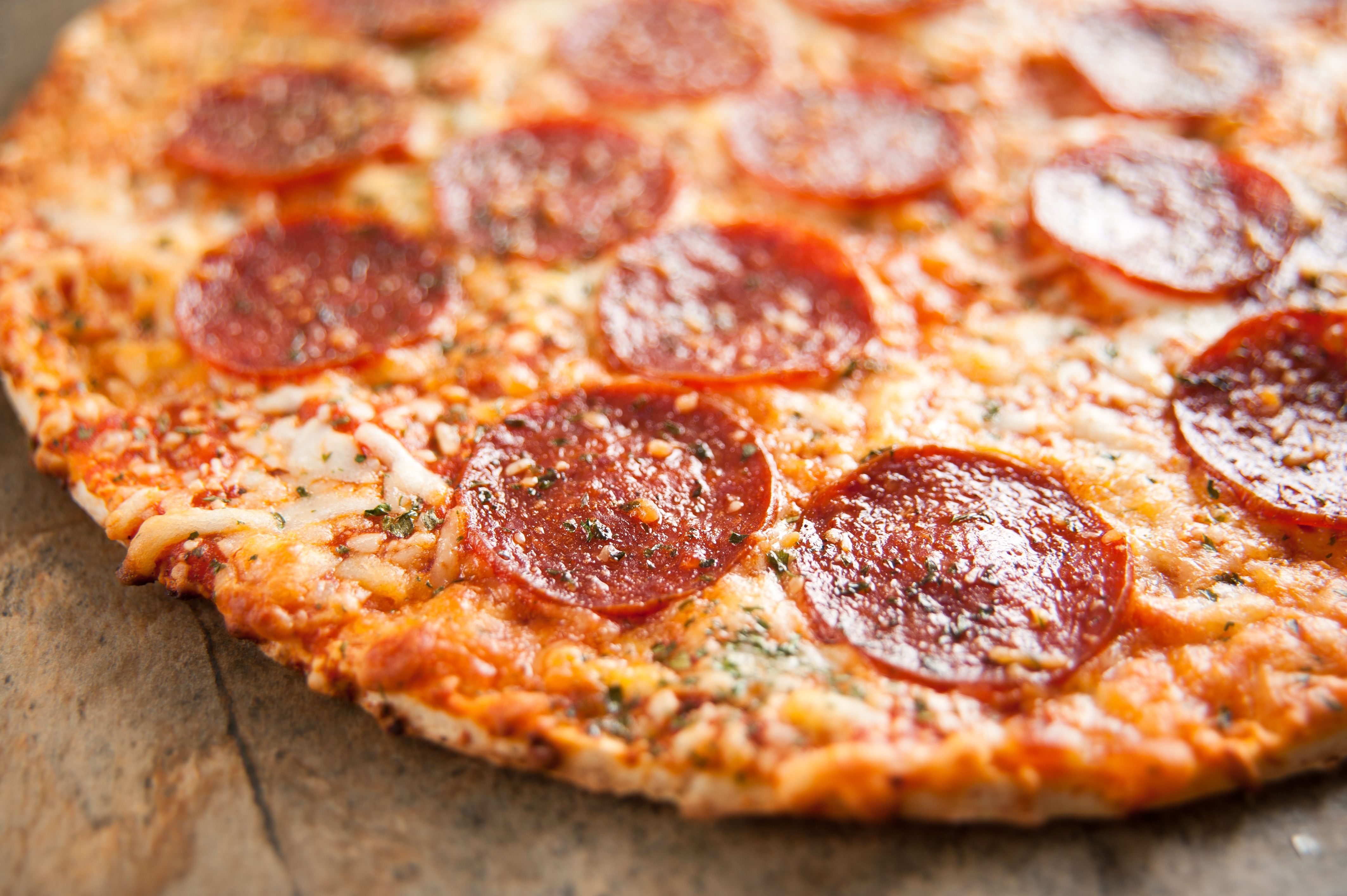 сколько калорий в одном куске пиццы пепперони додо фото 72