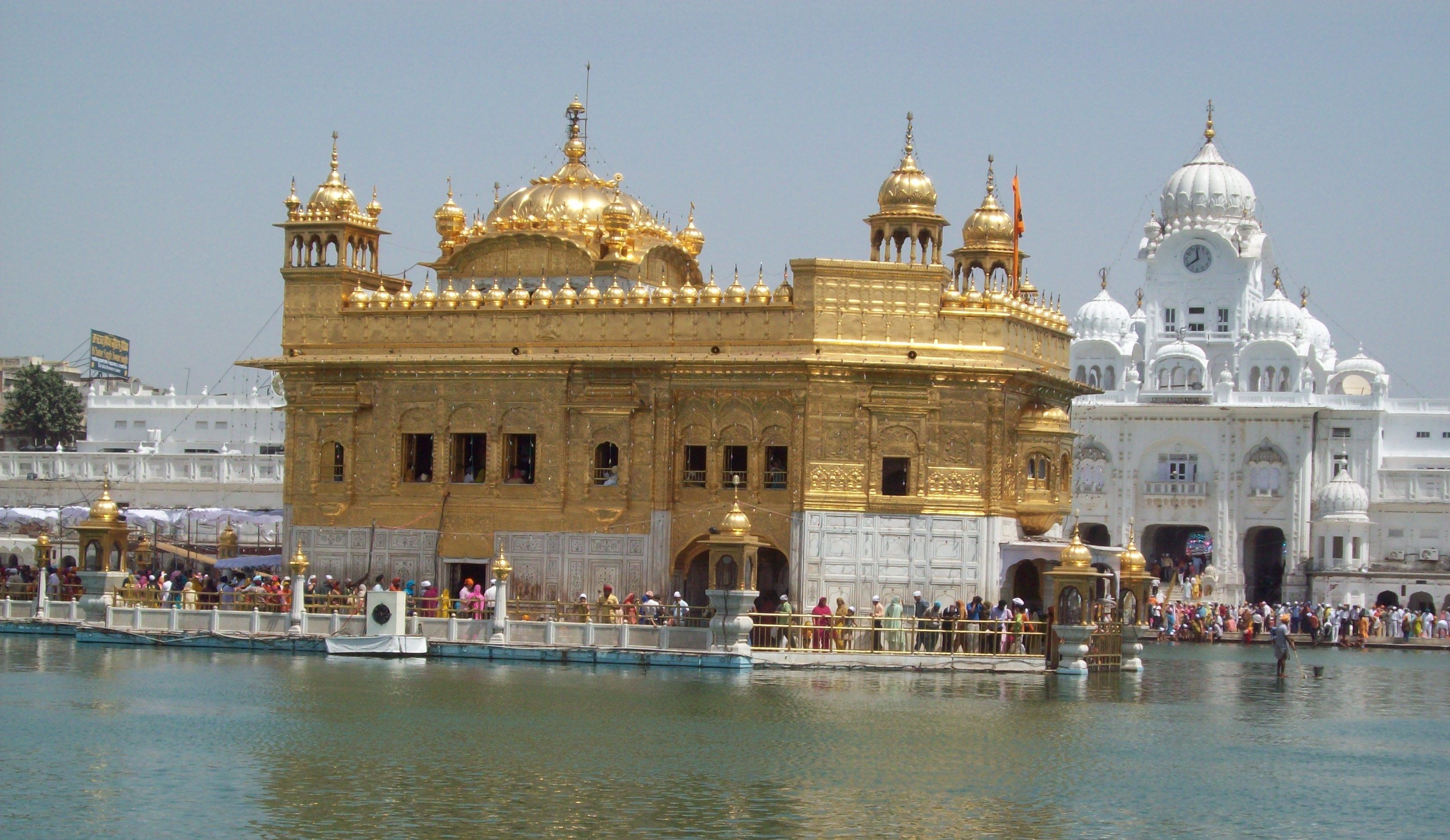 Golden Temple HD Wallpaper