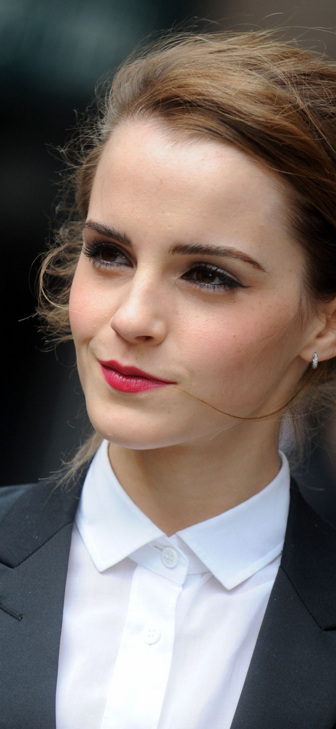 Emma Watson 1080x1920 Resolution Wallpapers Iphone 7,6s,6 Plus, Pixel xl  ,One Plus 3,3t,5