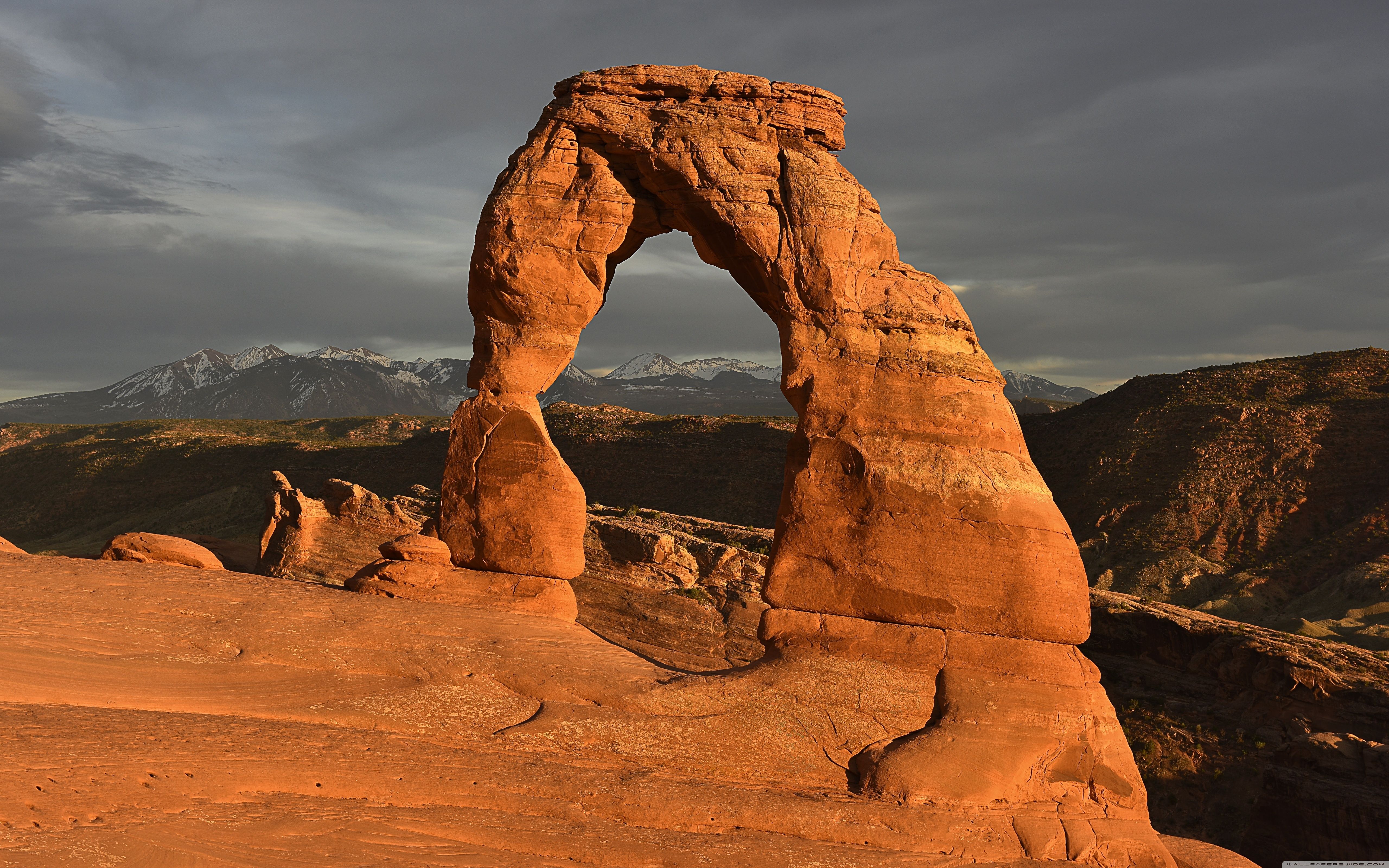 Delicate Arch, Sunset, Arches National Park, Utah Ultra HD Desktop