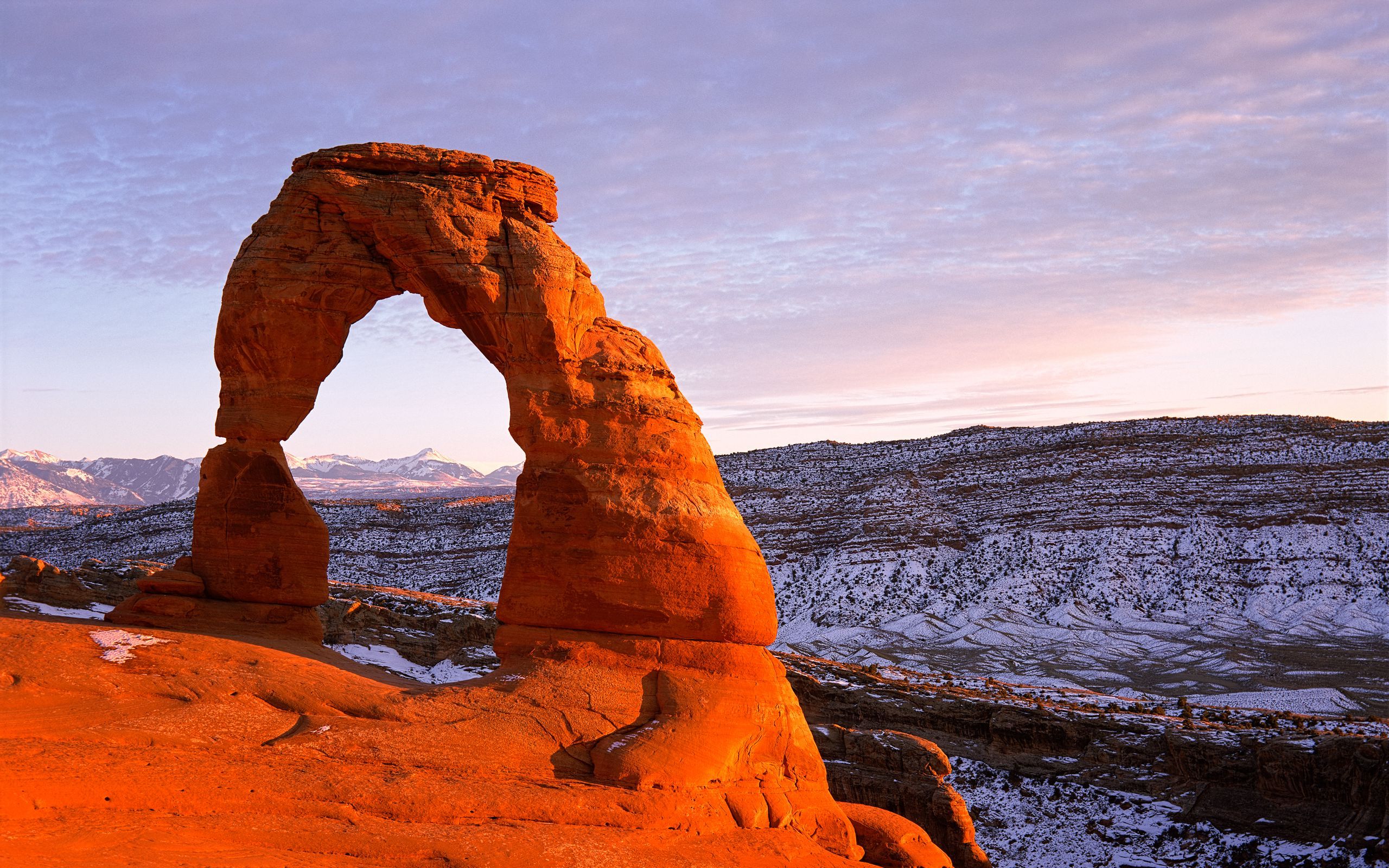 Download wallpaper 2560x1600 delicate arch, arches, national park