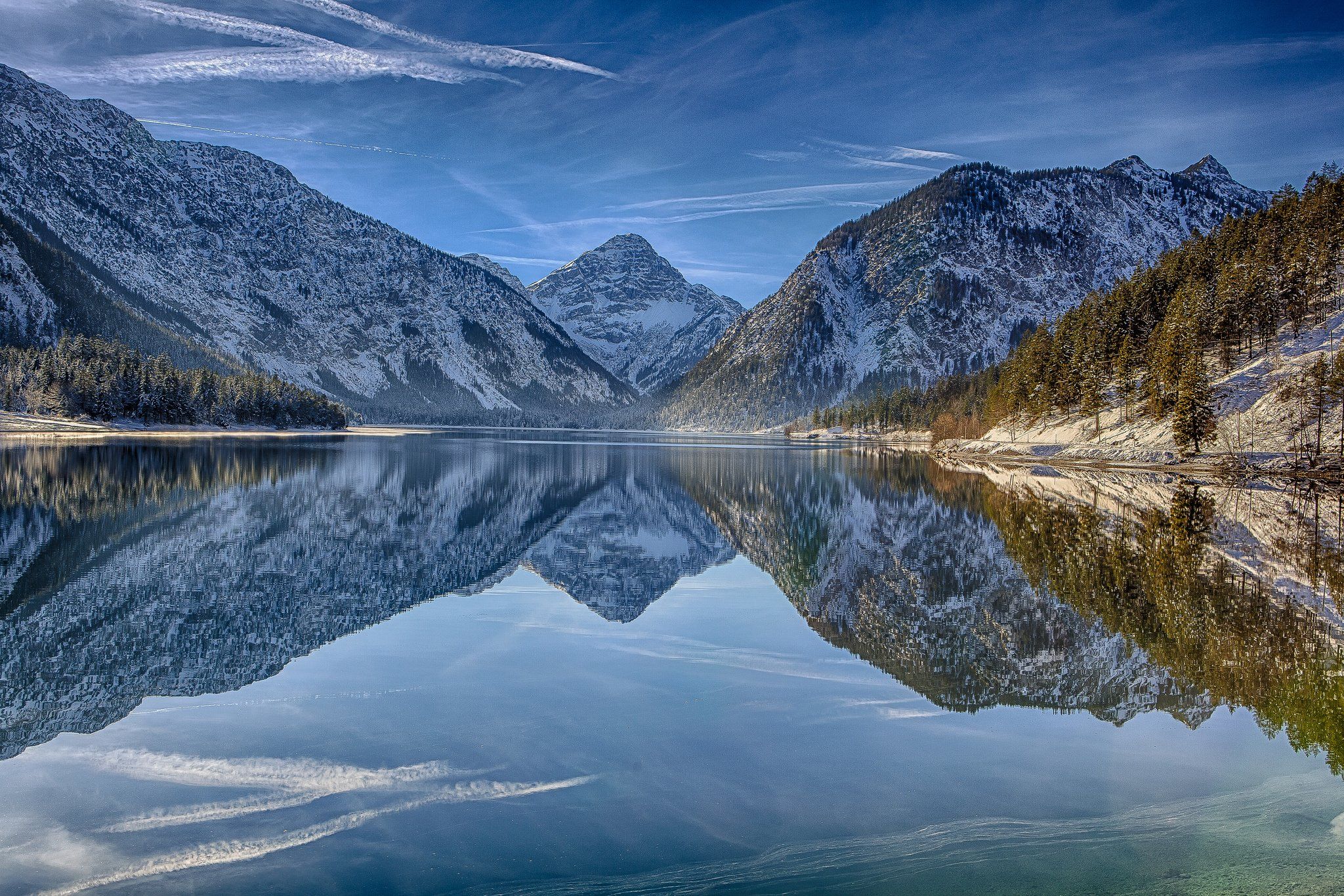 Austria Mountains Lake Scenery Lake Plansee Tirol Alps Nature