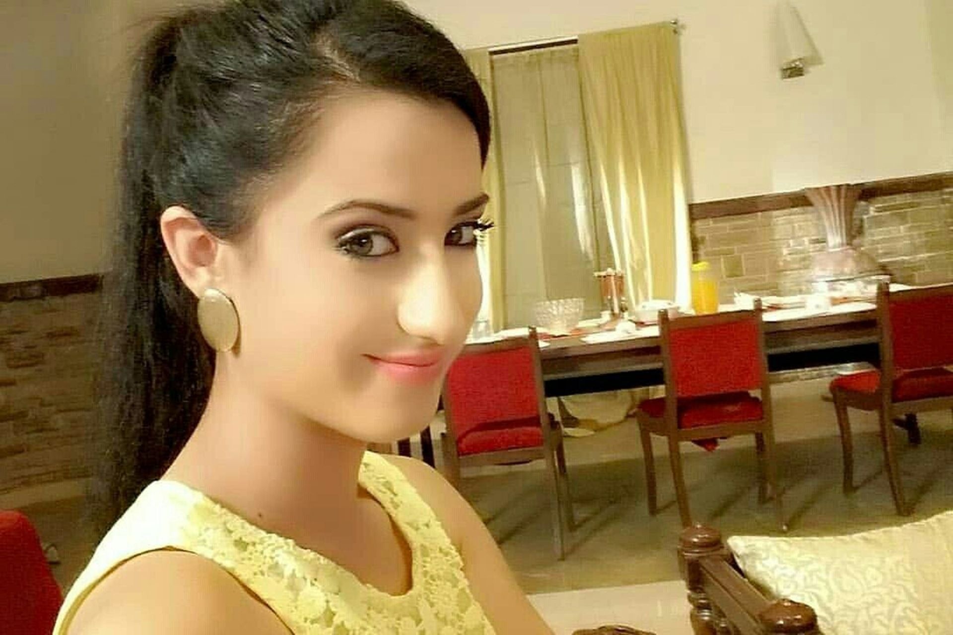 Aalisha Panwar Best HD Wallpaper 36312