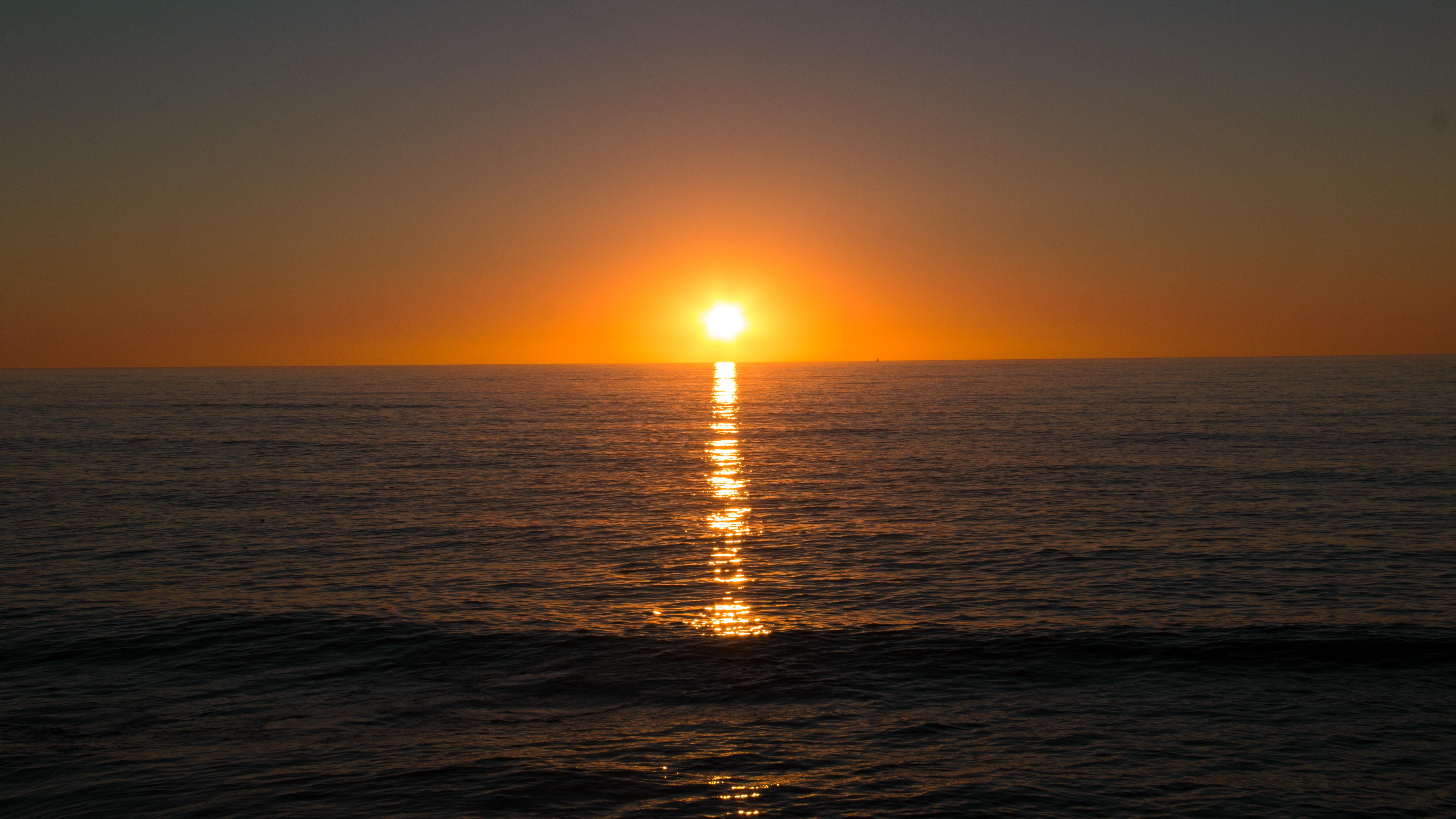 Beautiful sunset cliffs, San Diego (5291x2976)