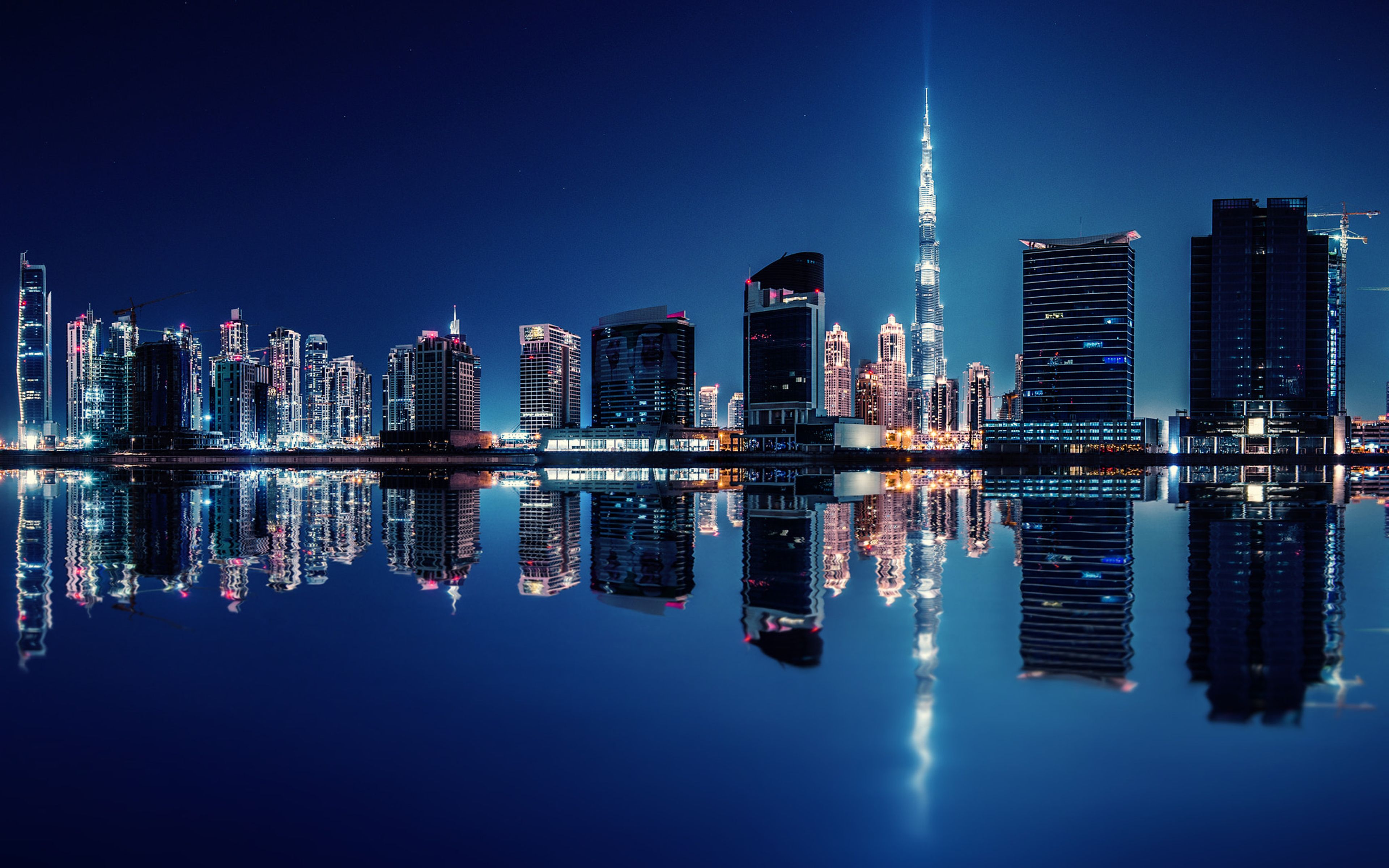 United Arab Emirates Dubai Reflection On Midnight 4k Ultra HD