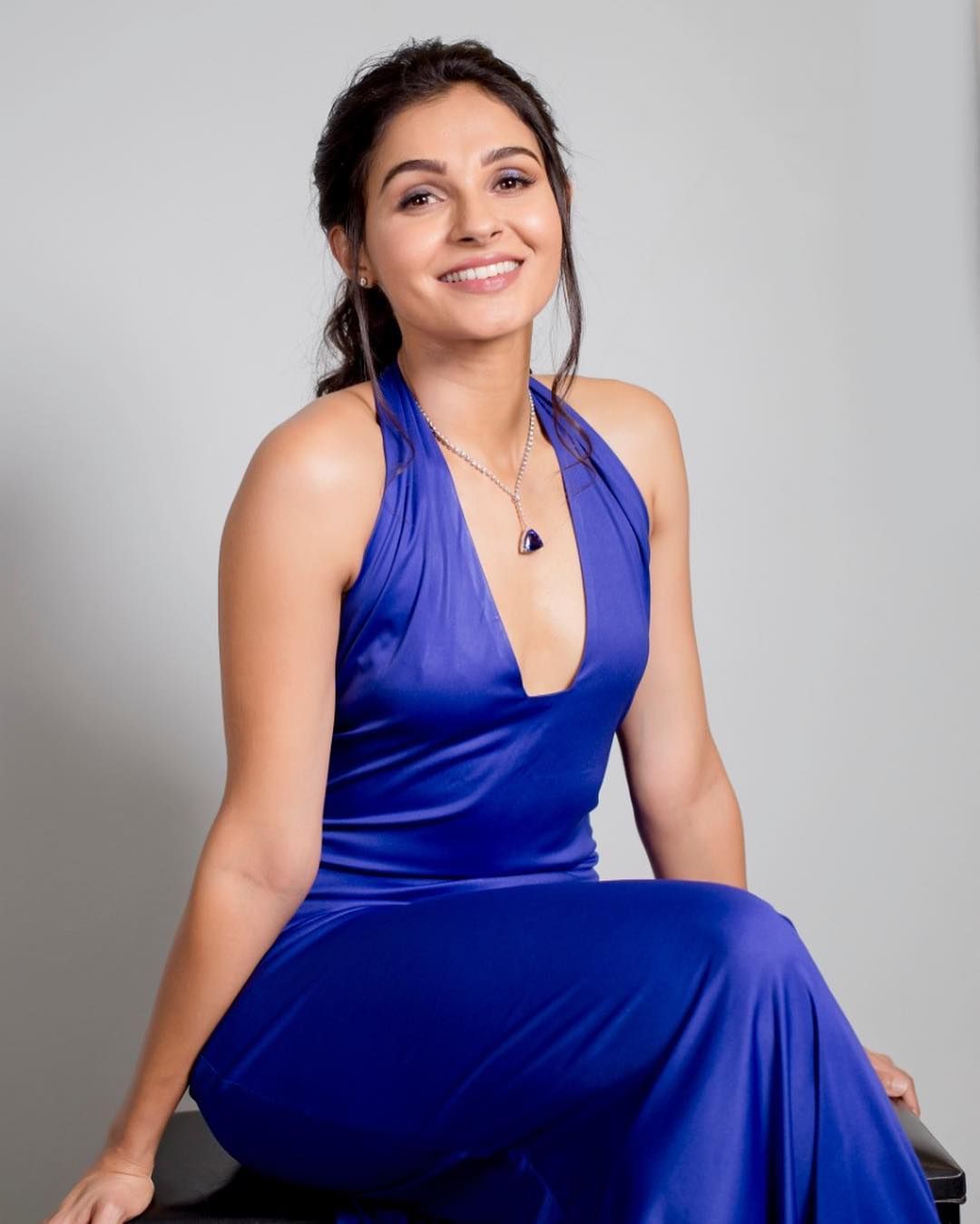 Andrea Jeremiah glamour photohoot HD resolution picture are
