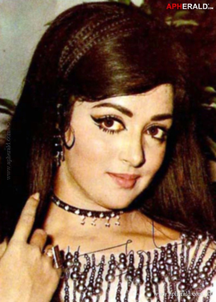 Hema Malini Wallpapers - Wallpaper Cave