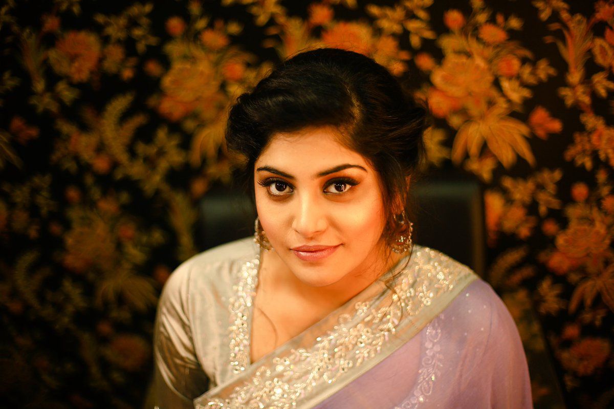 Manjima Mohan Fan Photo. Manjima Mohan Picture, Image