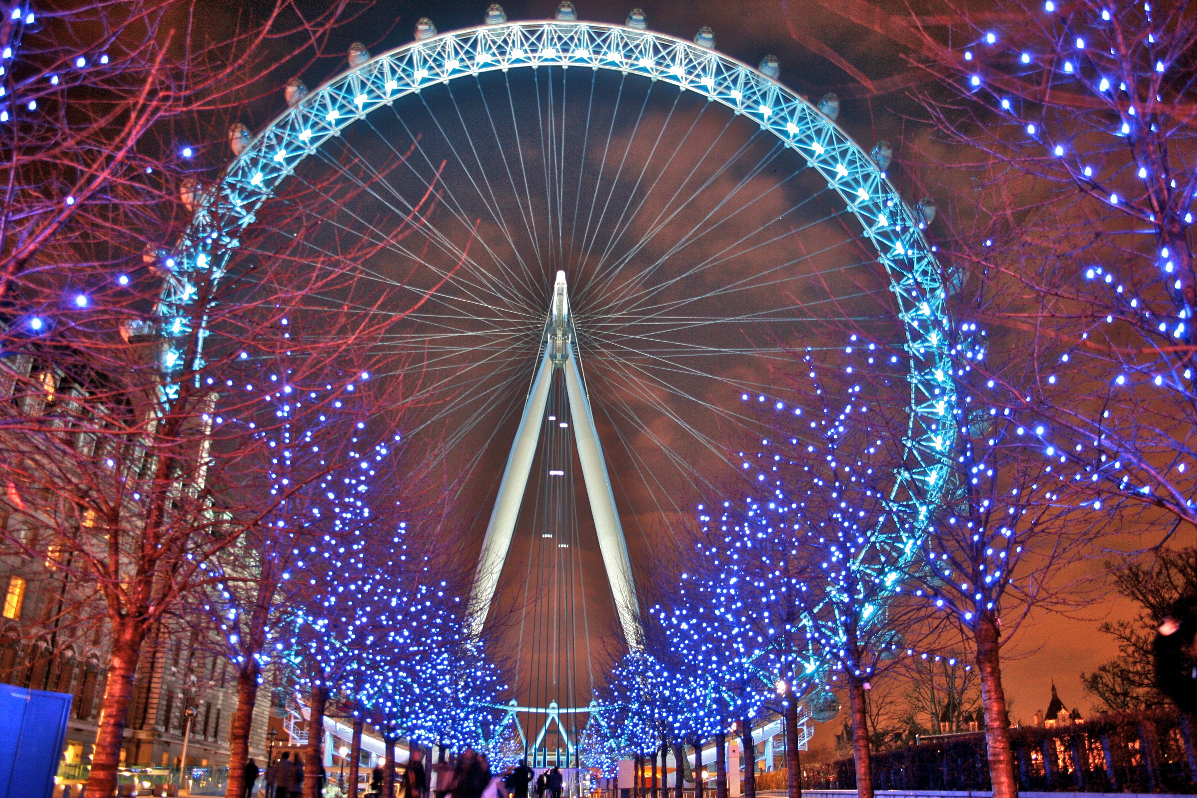 London Eye at night