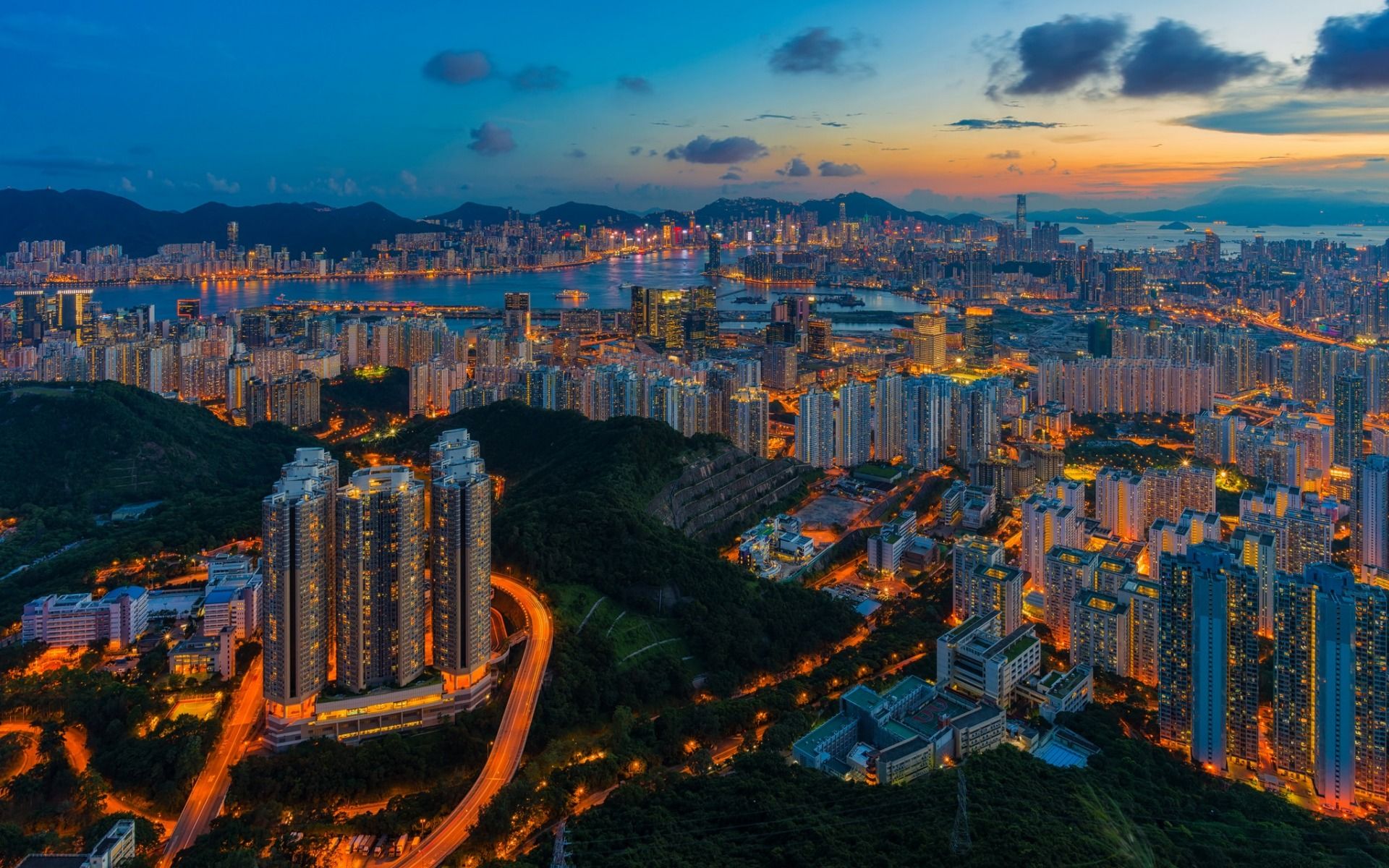 Download wallpaper Hong Kong, evening, city panorama, skyscrapers