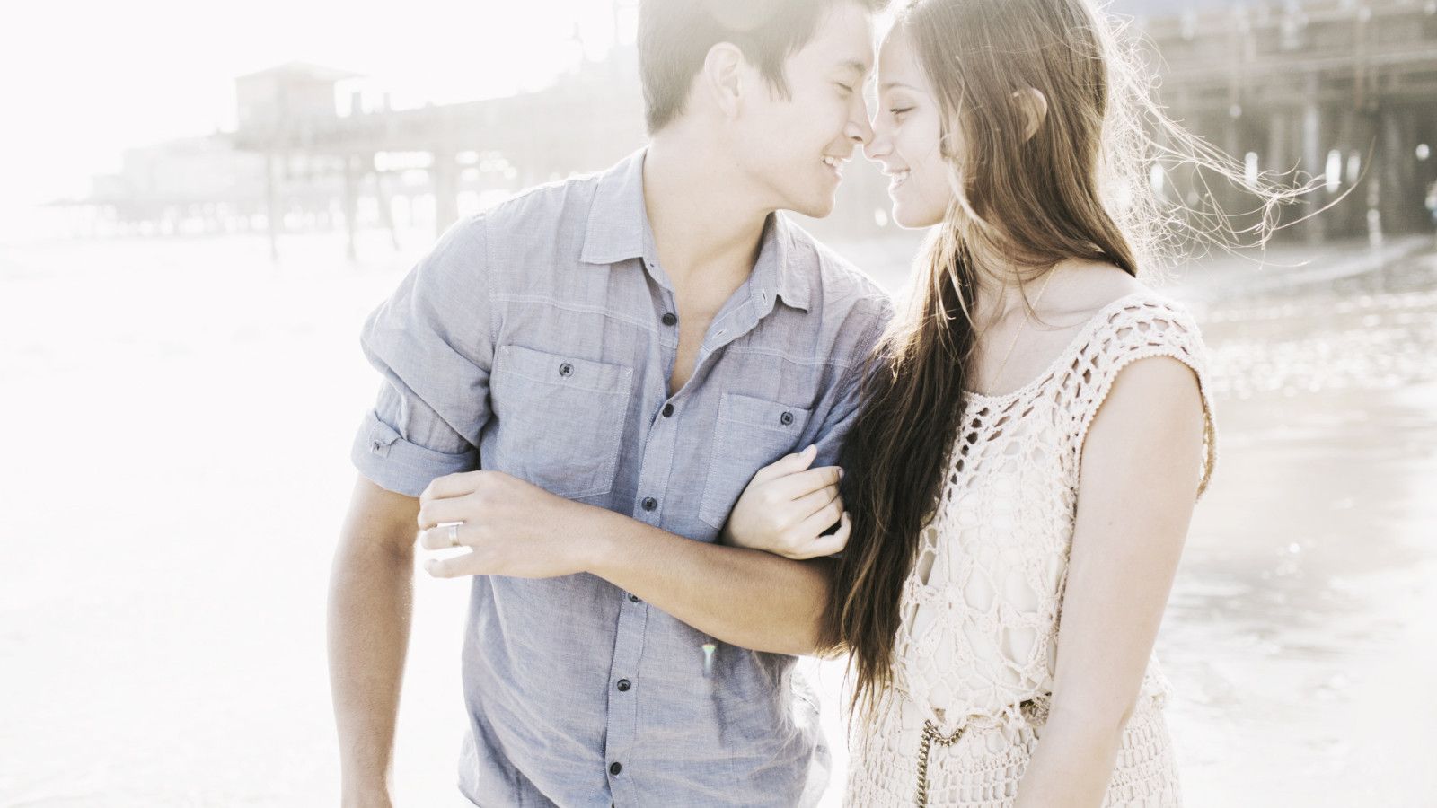 Sweet Couple Wallpaper