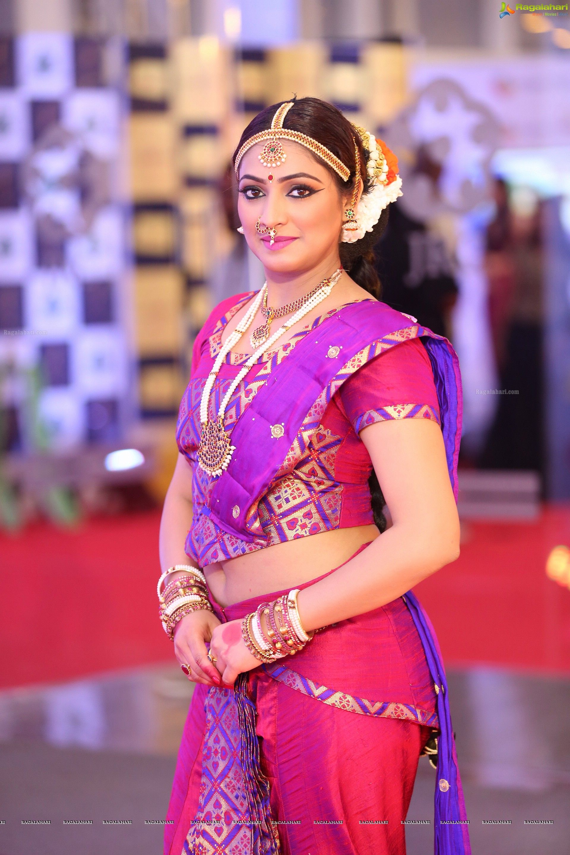 Tamil Actress HD Wallpaper 1080p