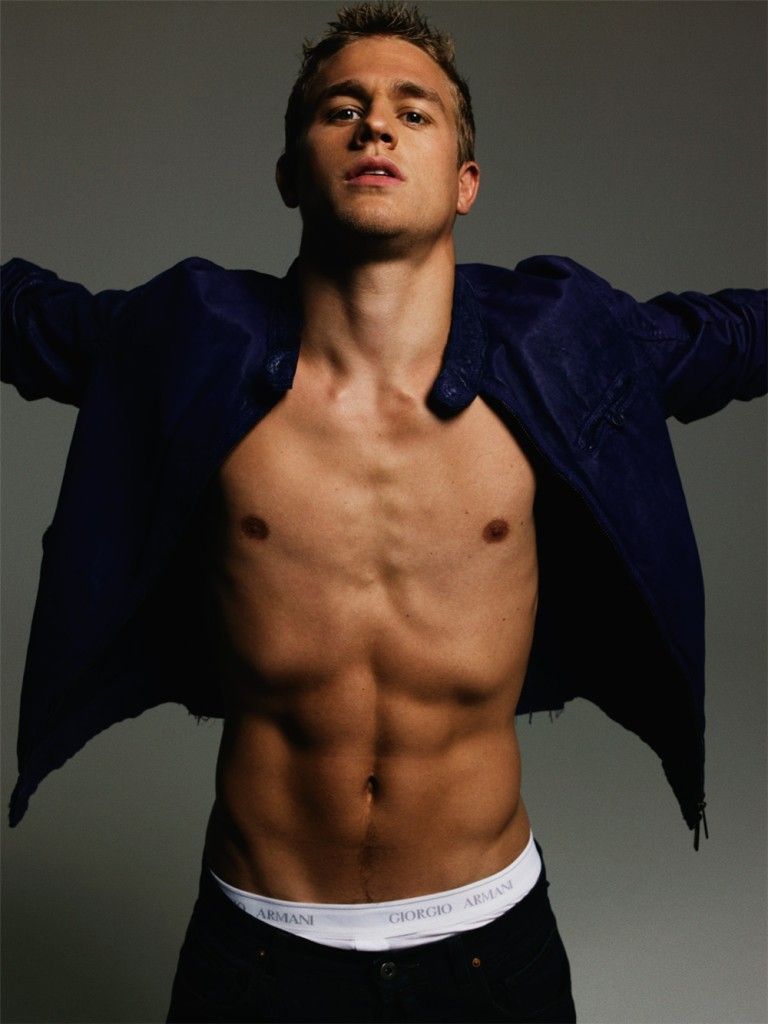 Charlie Hunnam Wallpapers - Wallpaper Cave