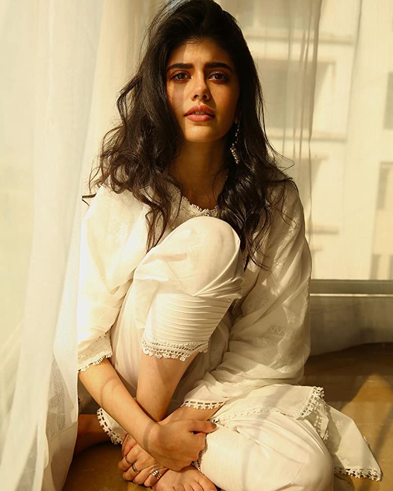 Sanjana Sanghi.