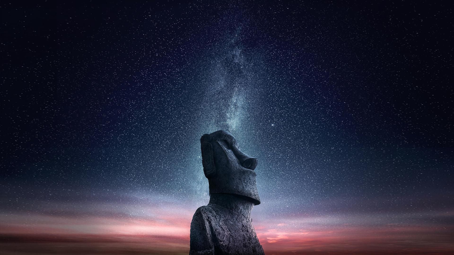 I just made a horizontal version for computer of my famous Moai