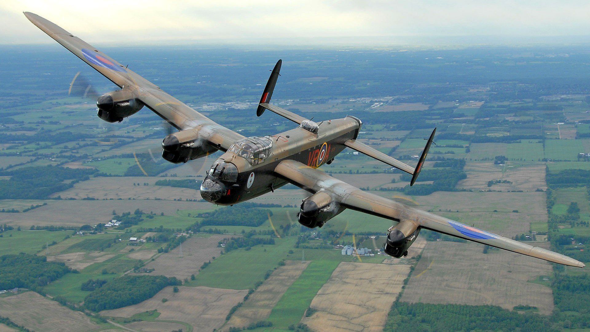 Avro Lancaster HD Wallpaper