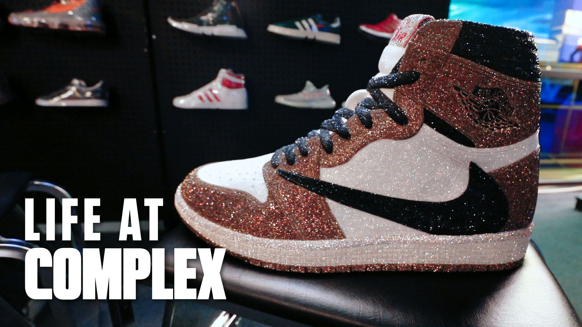 Travis Scott Jordan 1 Wallpaper Free Travis Scott Jordan 1 Background