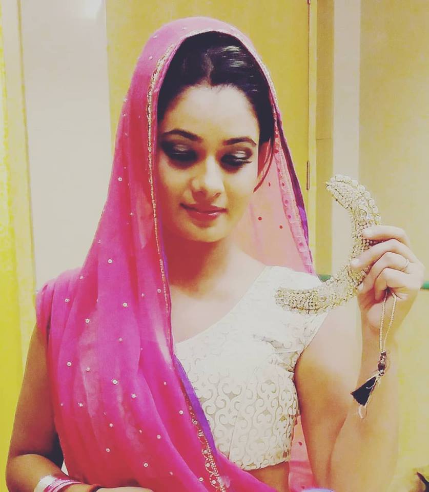 Latest photo of Bhojpuri actress Ritu Singh, hot image wallpaper