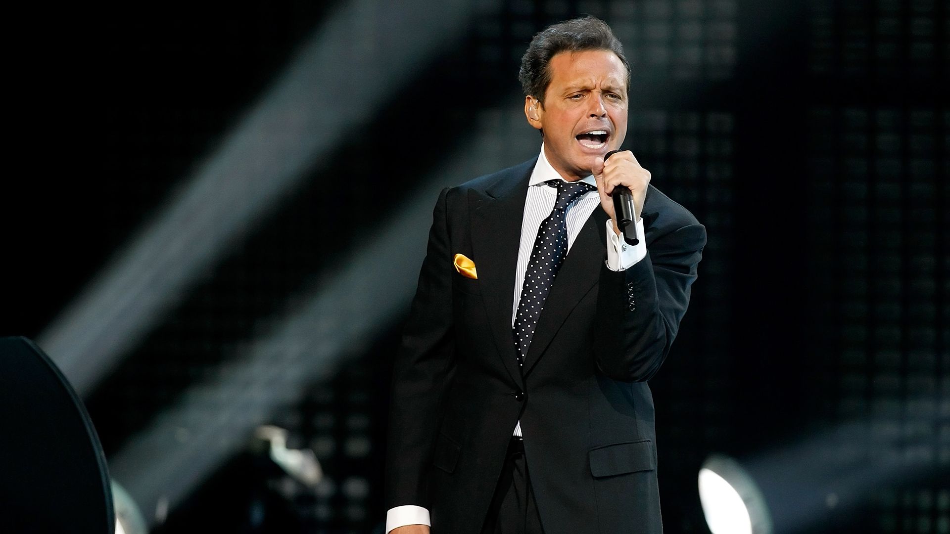 Luis Miguel In Concert At The Colosseum At Caesars Palace
