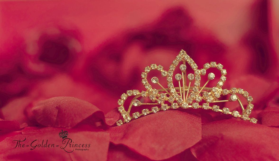 Gold Crown Wallpapers  Top Free Gold Crown Backgrounds  WallpaperAccess