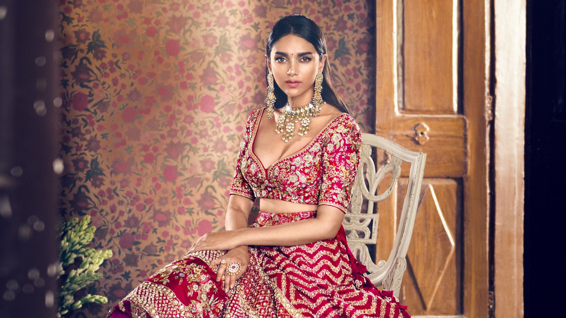 Aditi Rao Hydari Indian Bride Wallpaper