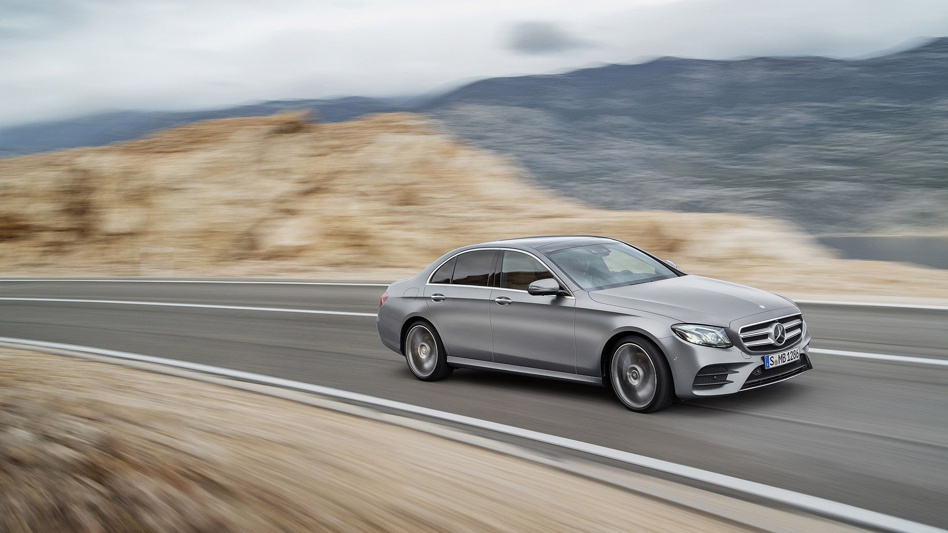 Mercedes Benz E Class Wallpaper, Specs & Videos