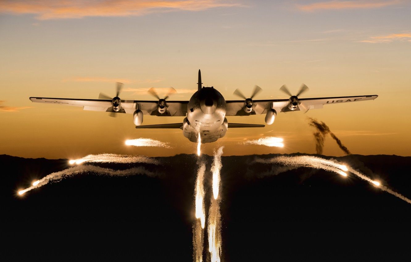 Wallpaper Lockheed C 130 Hercules, The Main Military Transport