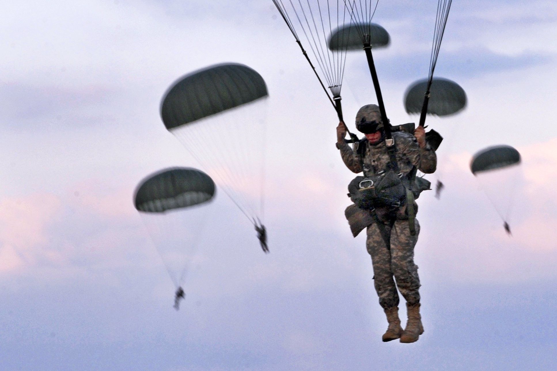 Army Airborne Jump Wallpaper