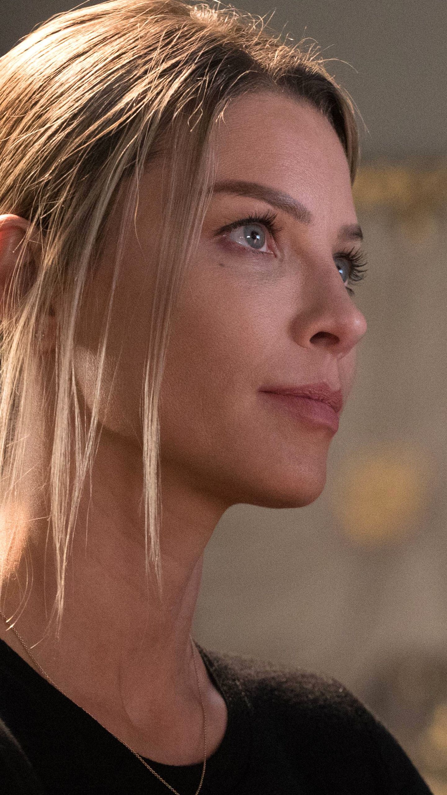 Being bad never looked so good. Lauren