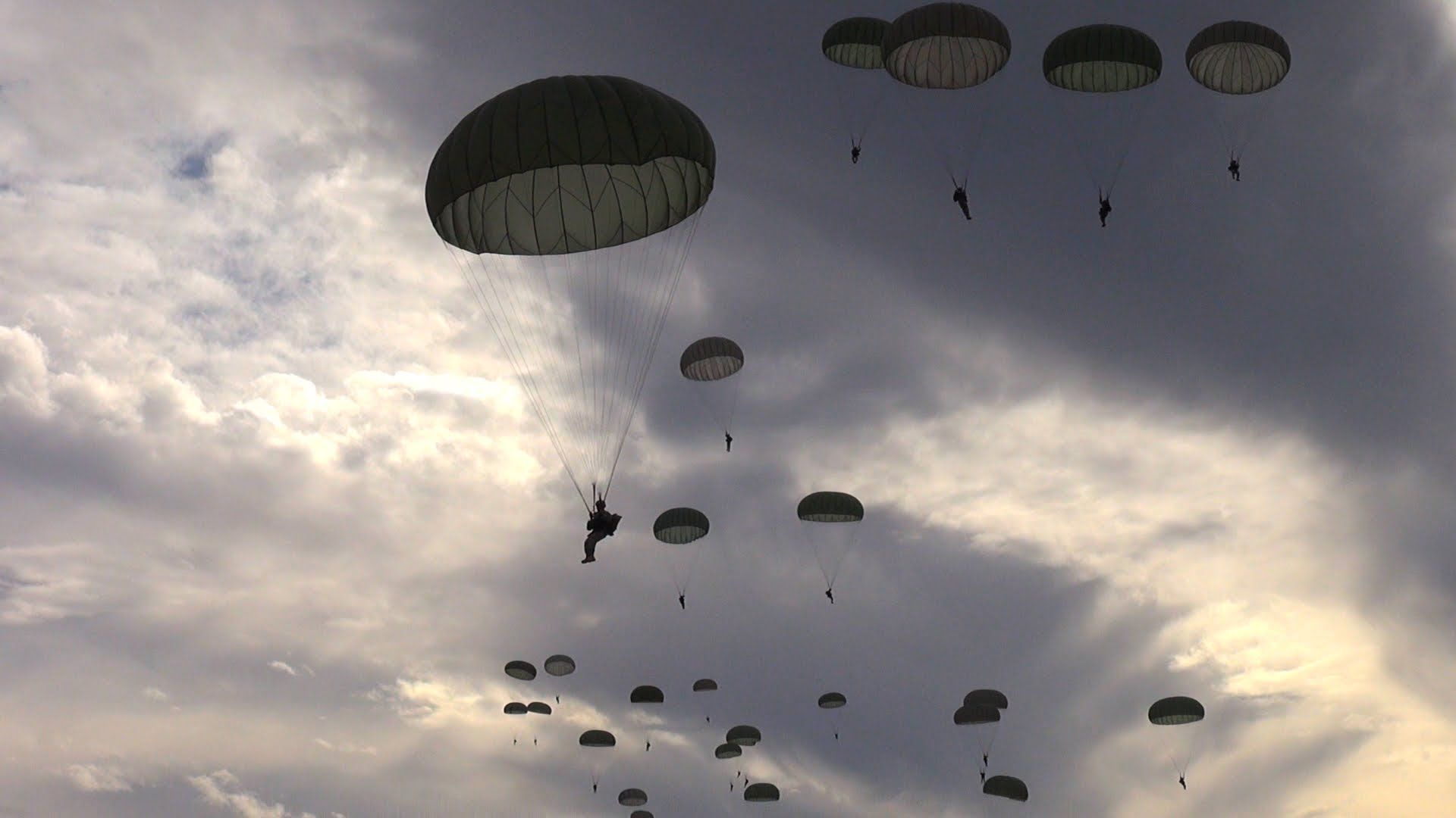 Inside The Army's 82nd Airborne Division: Parachuting From A C 130