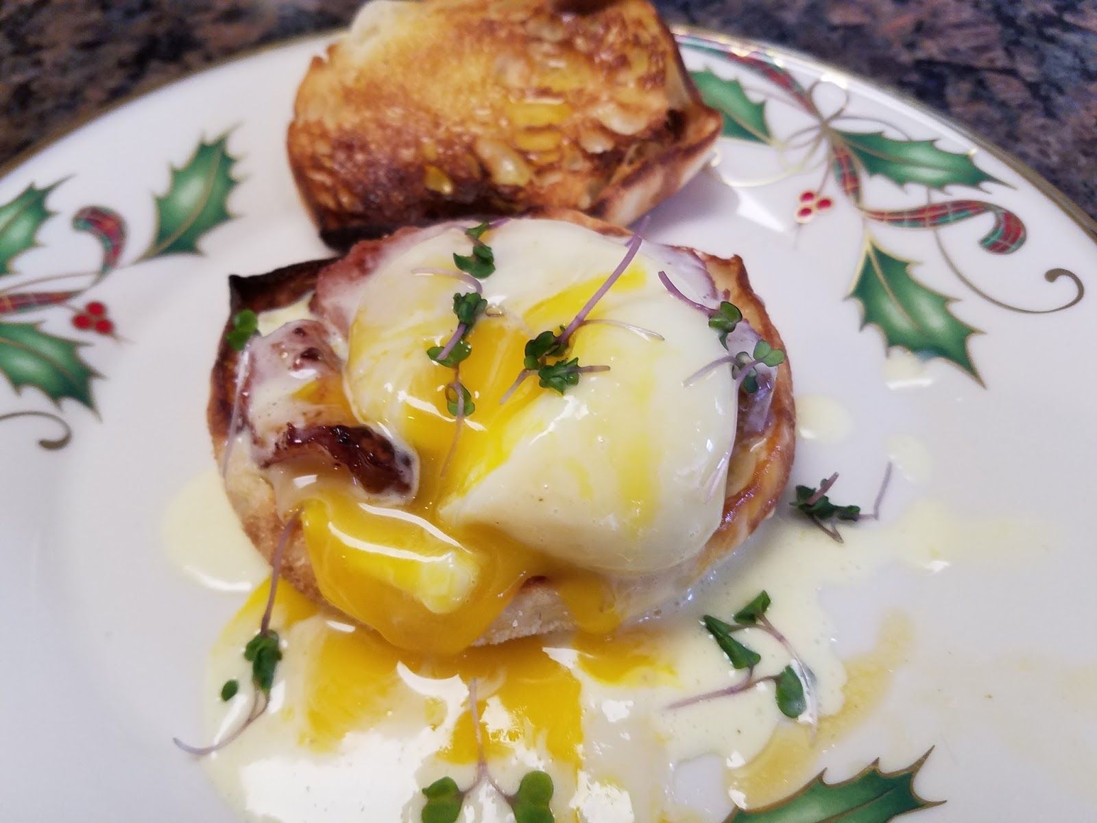 Cooking with Julian: Eggs Benedict Vide Technique