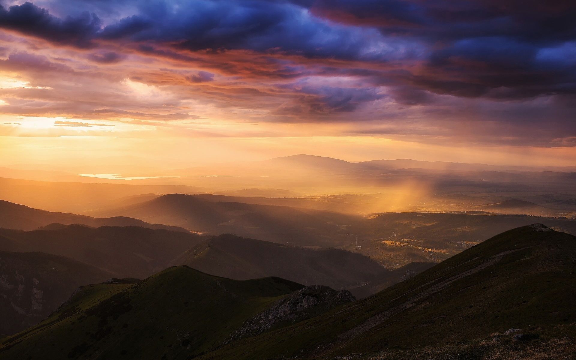 Wallpaper Carpathians, Tatra mountains, valley, rain, sky, clouds