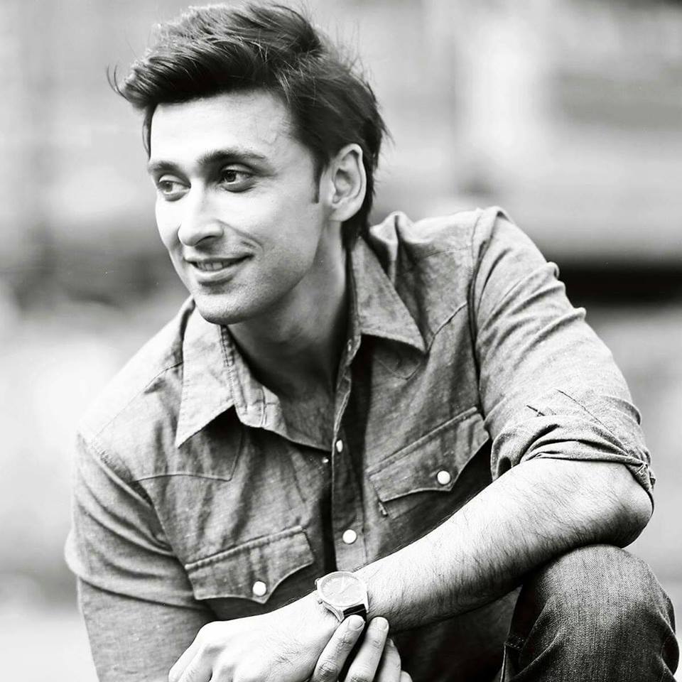 Khan actor. Sami Khan певец. Sarfaraz Khan (actor). Шихан Мохаммед Кхан актер. Арзоо Али Кхан актер.