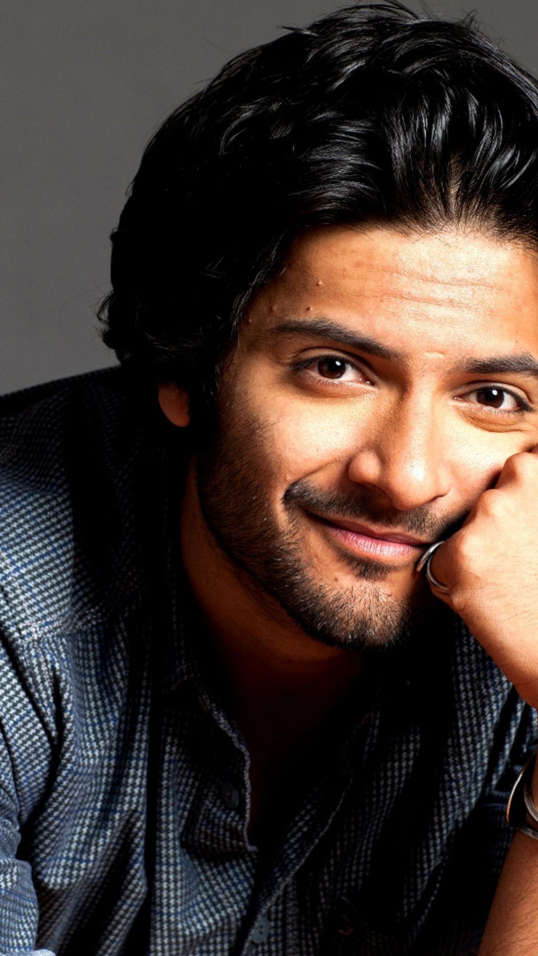 Ali Fazal 3 Idiots Photo iPhone 7, 6s, 6 Plus and Pixel