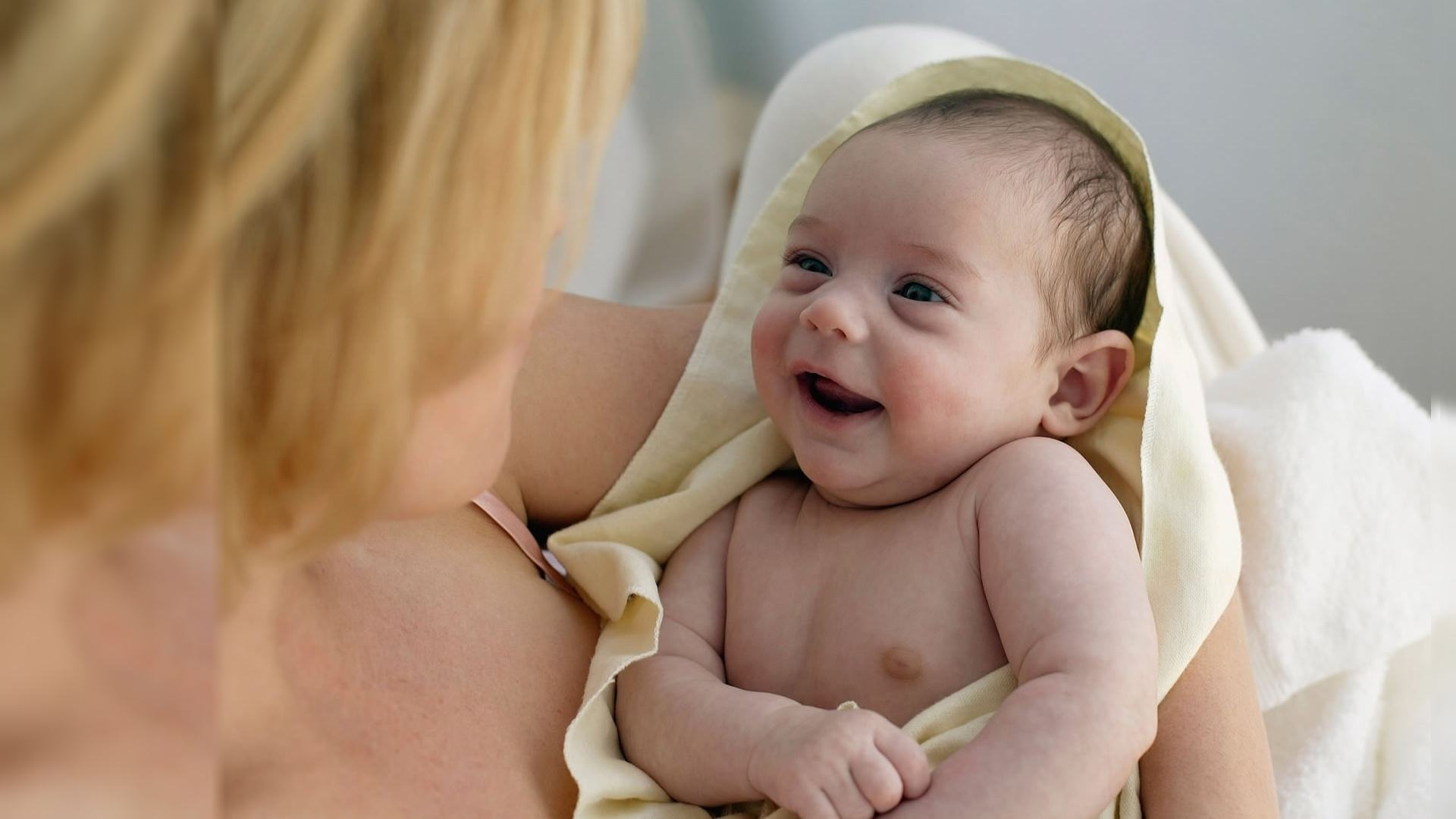 Baby Wallpaper mothers love Desktop Wallpaperk HD