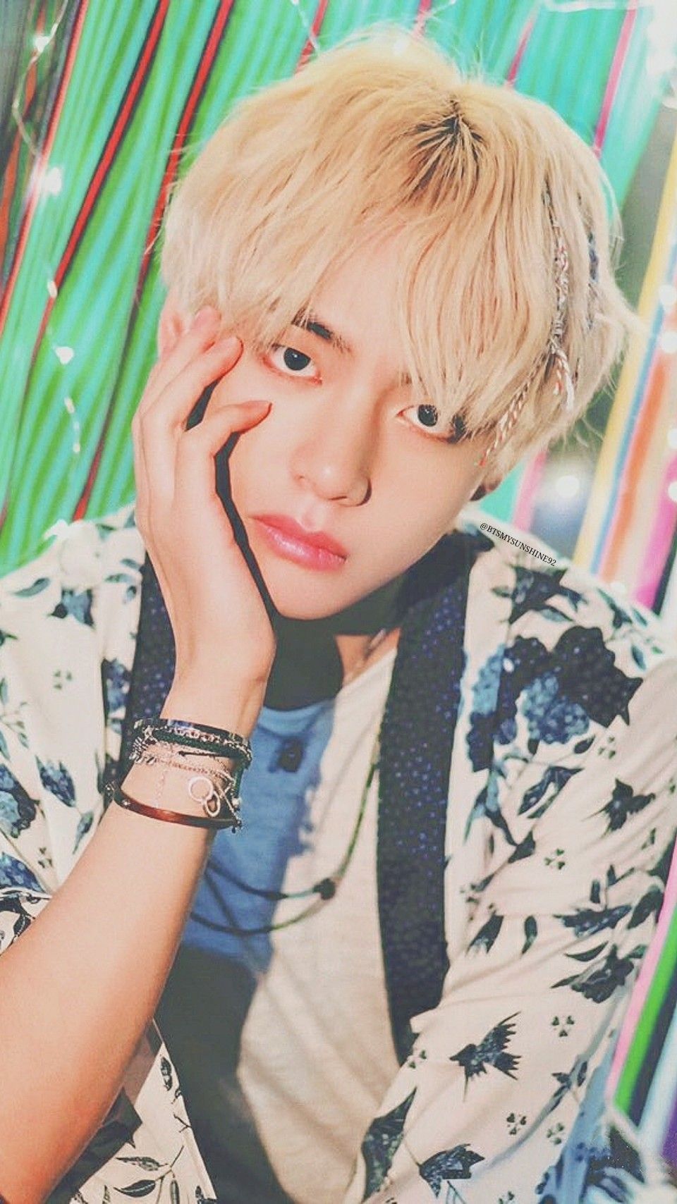 V 2018 SUMMER PACKAGE IN SAIPAN ♥️ Lockscreen // wallpaper. Bts