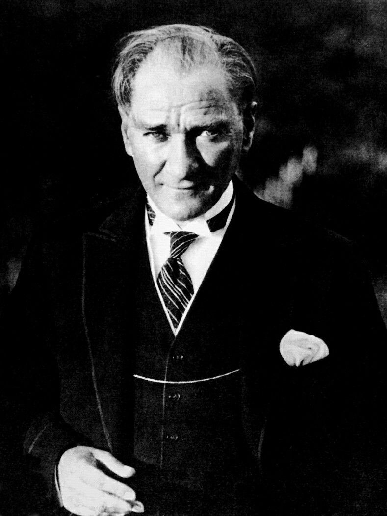 MustafaKemalAtatürk #Atatürk #Wallpaper. Resimler, Resim, Tarih