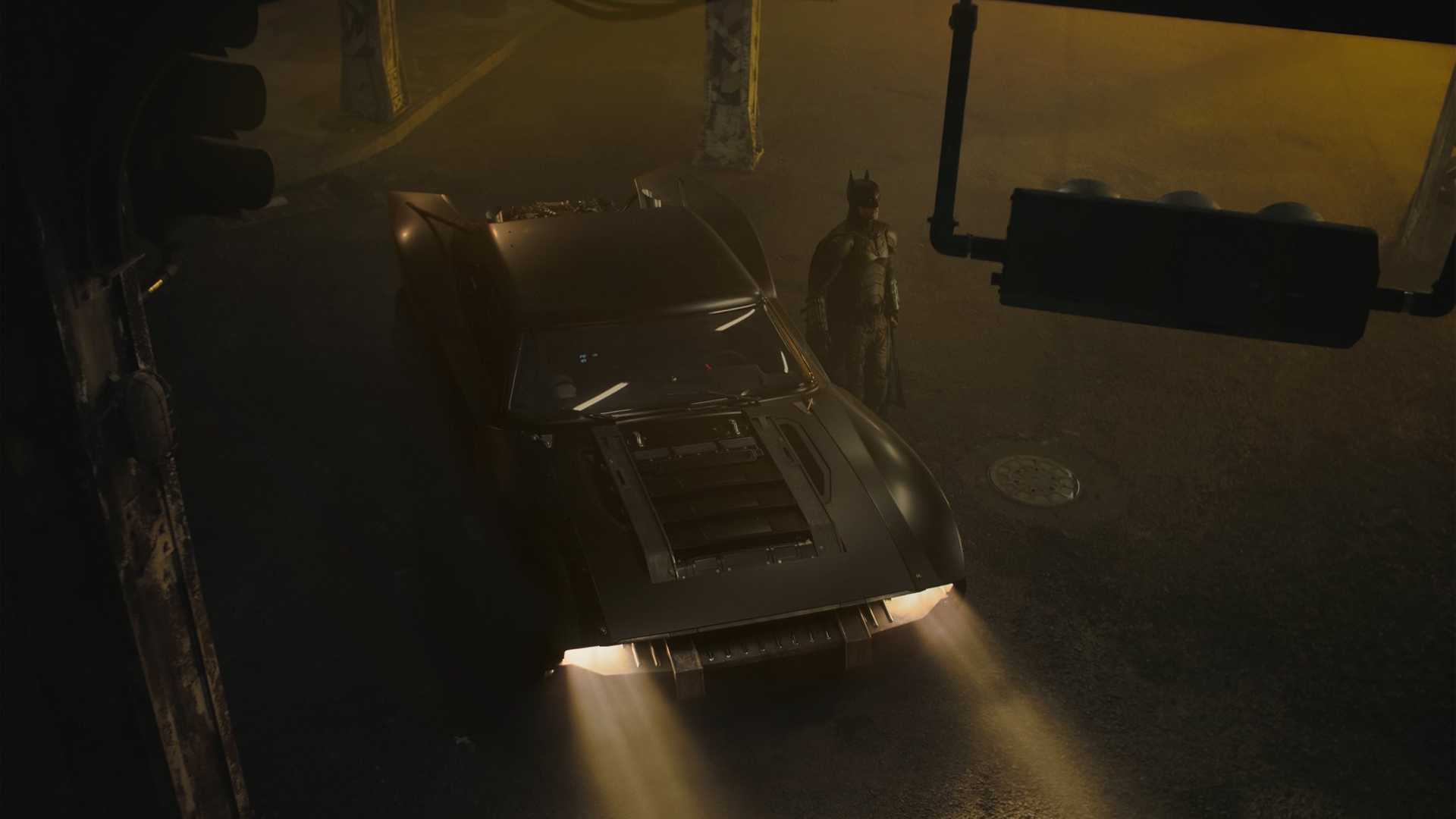 New Batmobile For Robert Pattinson's Batman Movie Revealed!