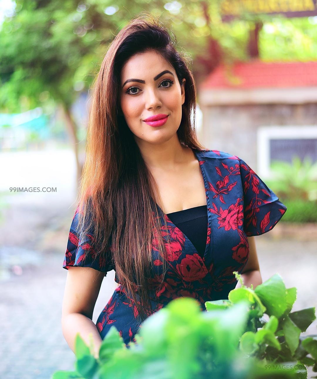 Tina Dutta, hair, bollywood, HD phone wallpaper | Peakpx