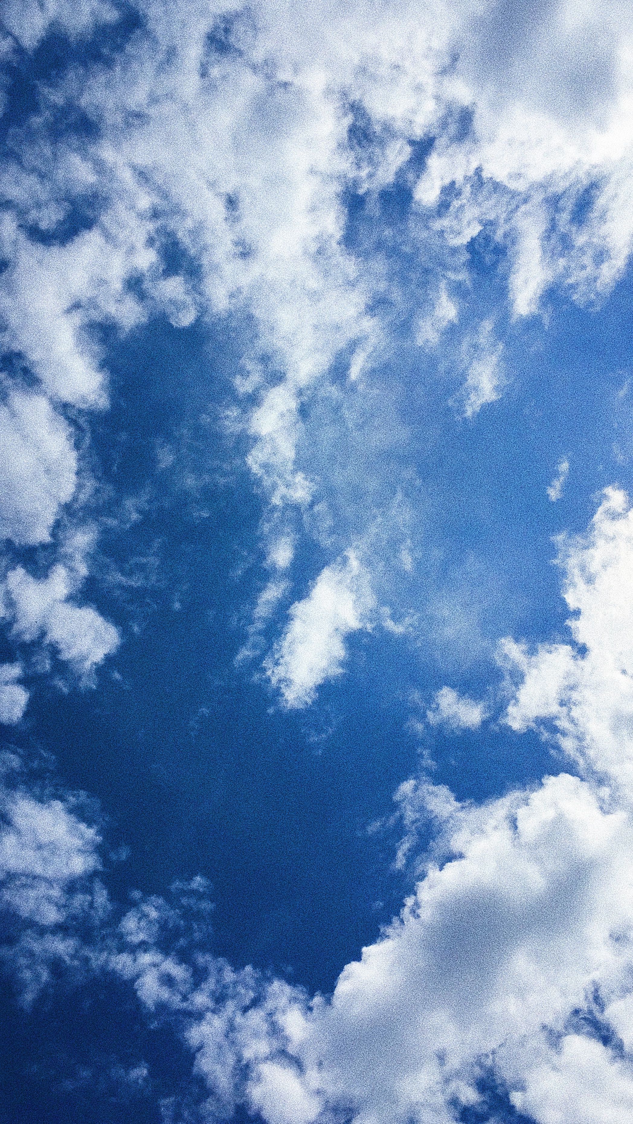 summer #blue #clouds #blueskies #summerskies #grain #vsco #edited