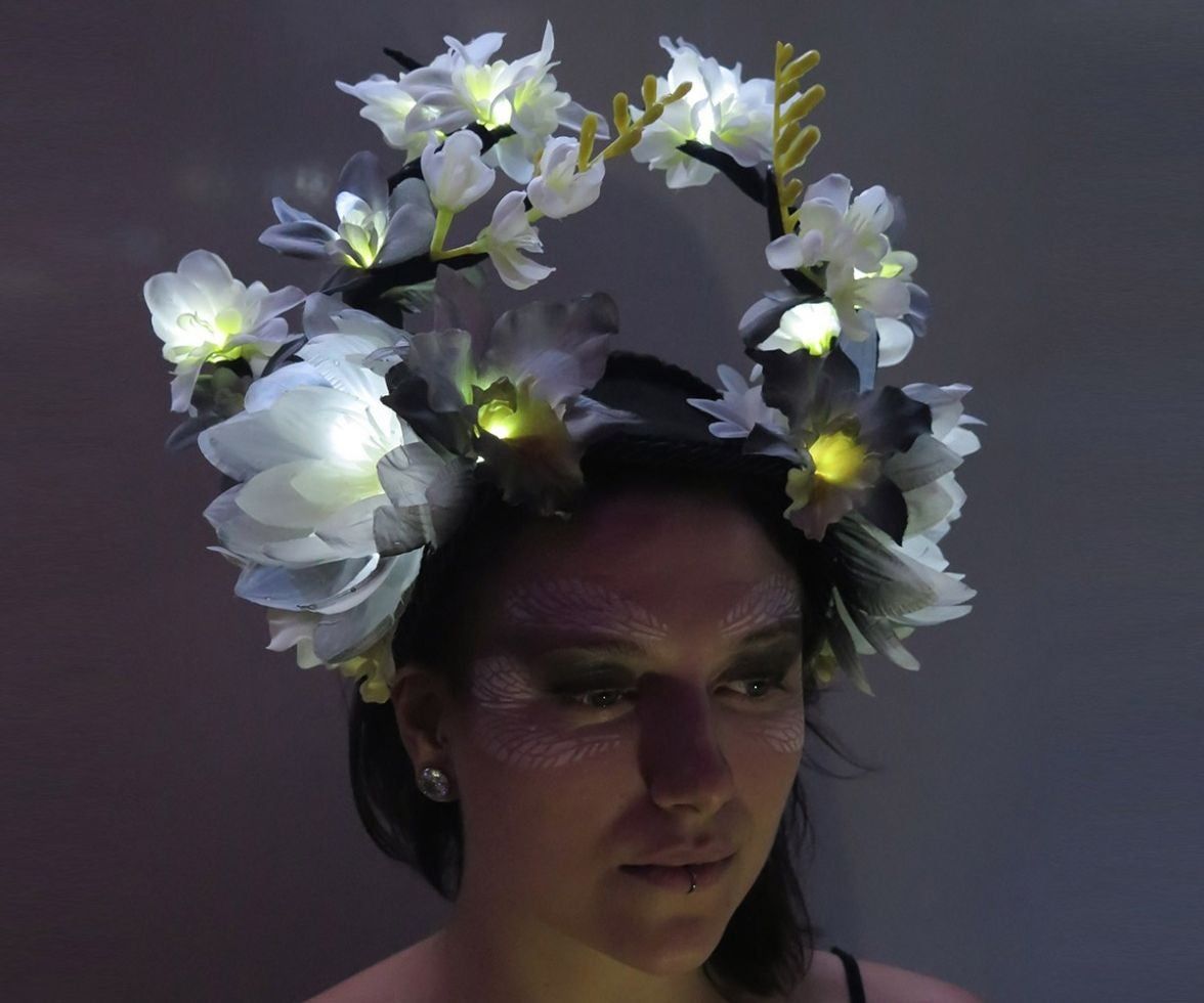 LED Flower Crown, 13 Steps (with Picture)