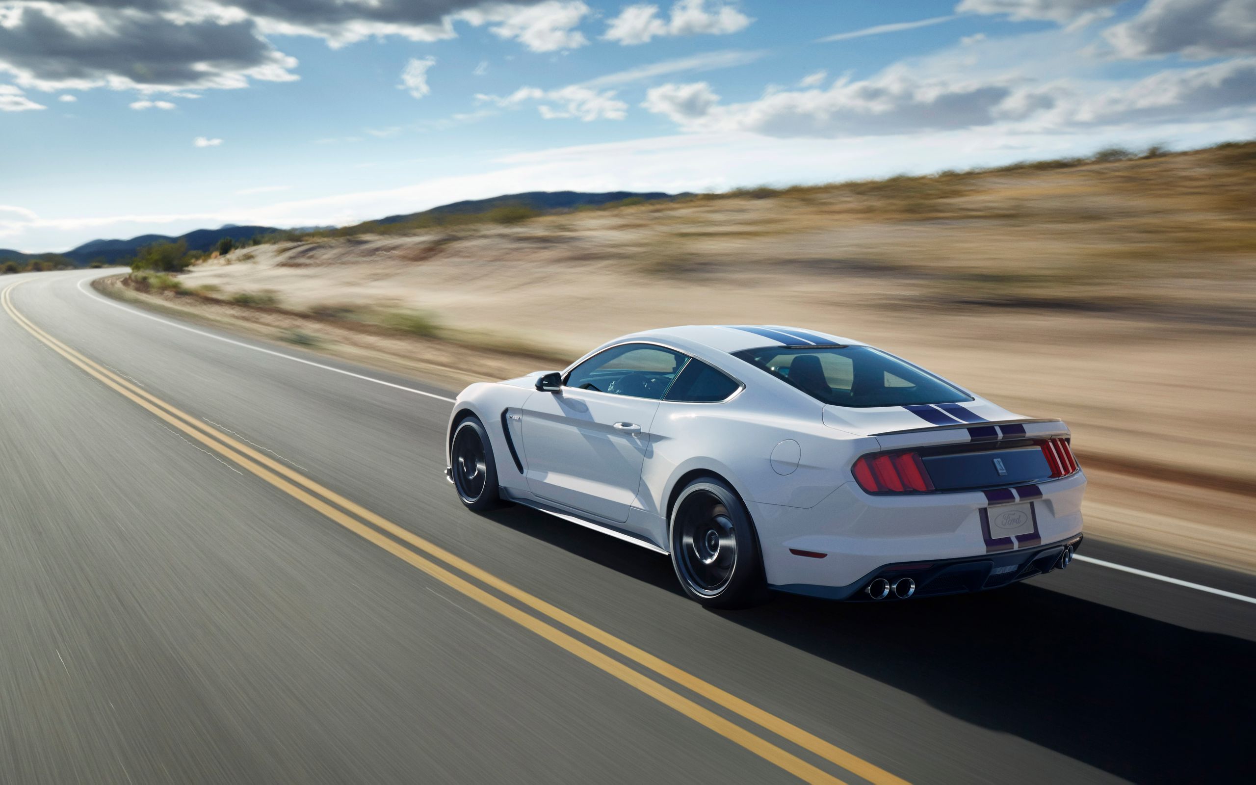 Let Some 'Murican Muscle Dominate Your Desktop And Mobile With