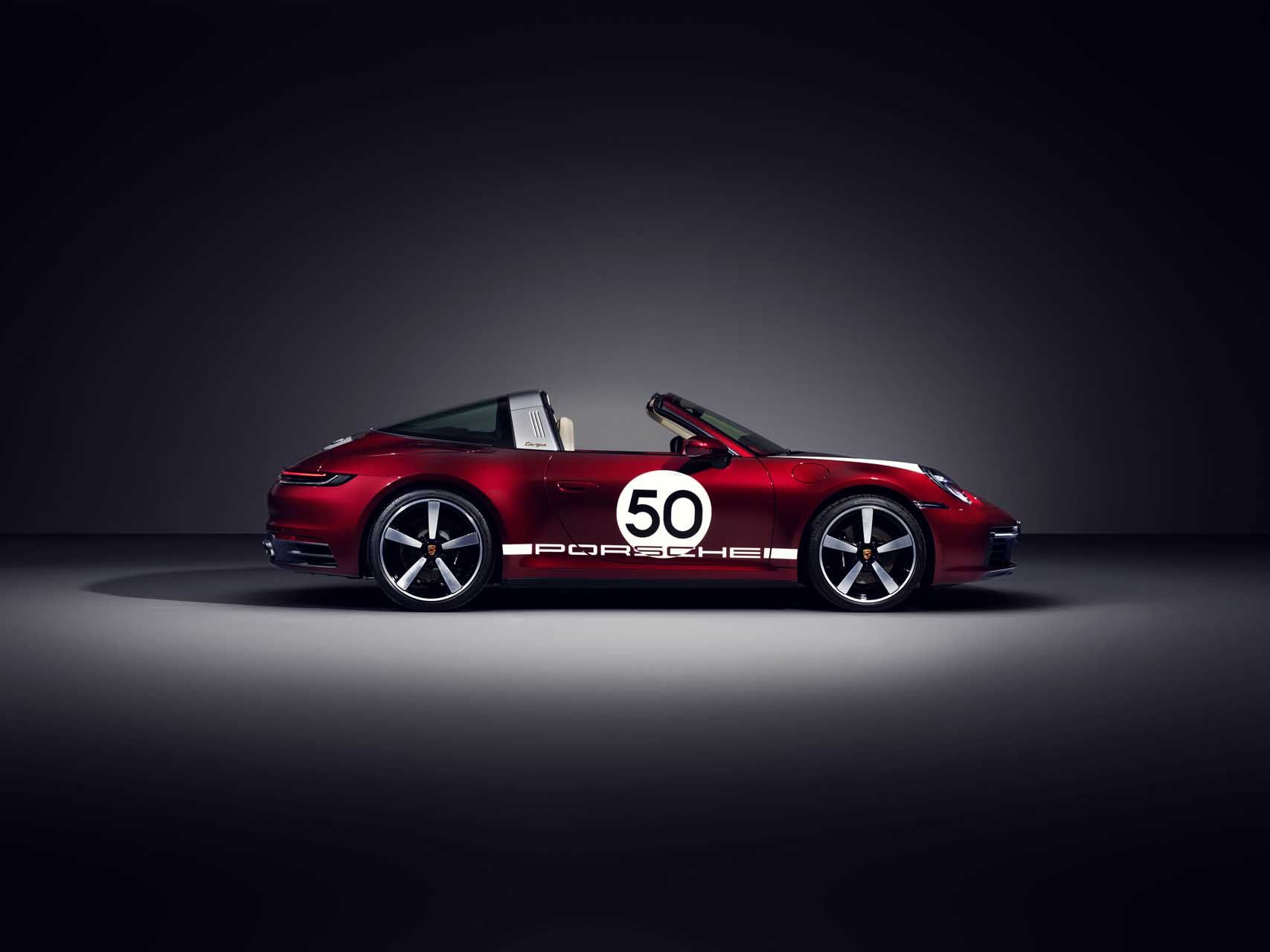 Porsche 911 Targa 4S Heritage Design has throwback looks