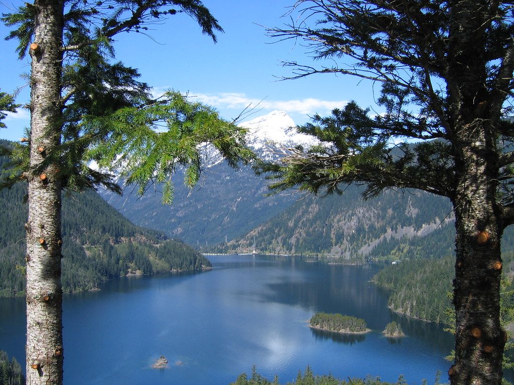 Diablo Lake Overlook in the North Cascades. Stop to view th
